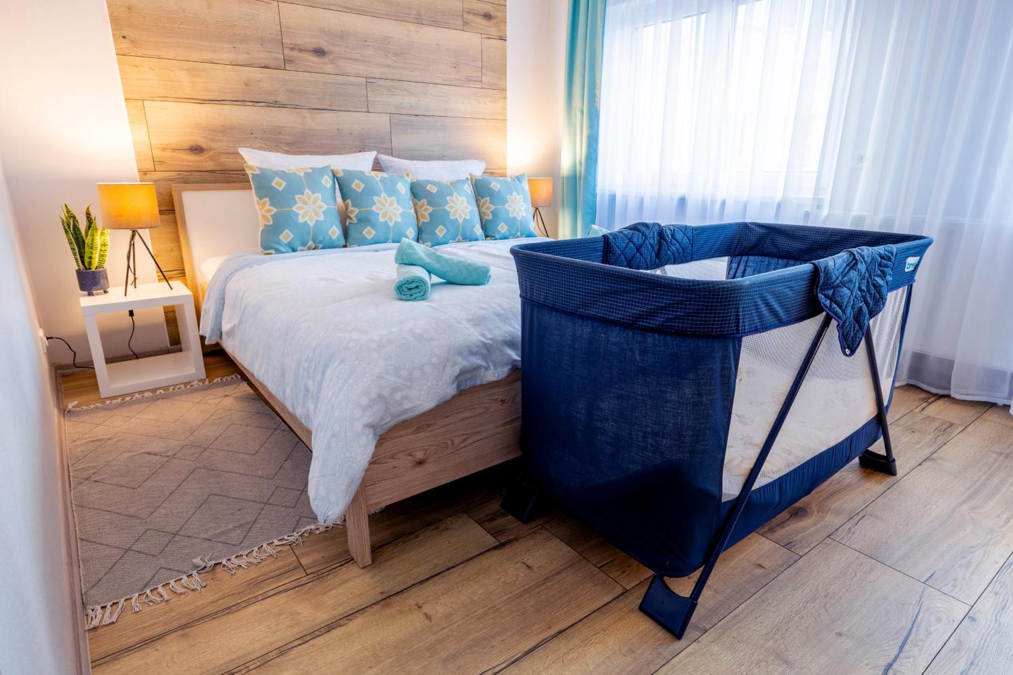Design Maisonette - 24H Self-Check-In - Bis 7 Pers - In Direkter Weihernaehe - Parkplatz - Wifi - Balkon -Terrasse - Radwege Schiffweiler エクステリア 写真